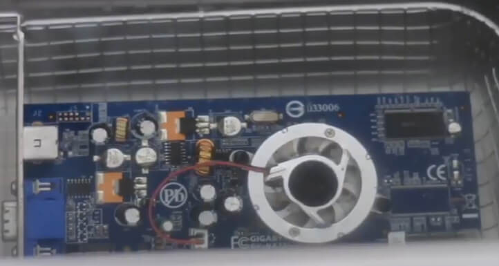 Máy rửa sóng siêu âm làm sạch linh kiện điện tử