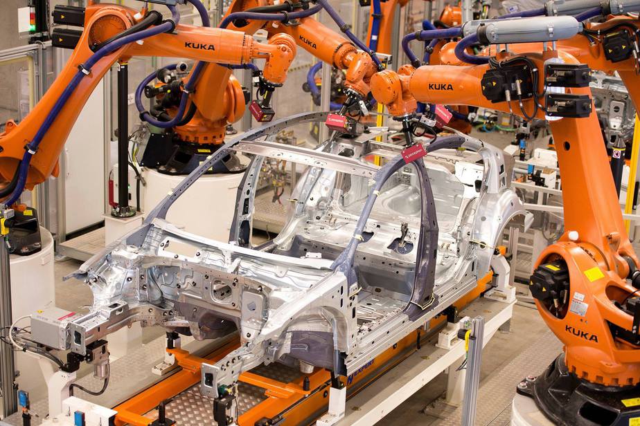 Robot công nghiệp là giải pháp tự động hóa hữu hiệu